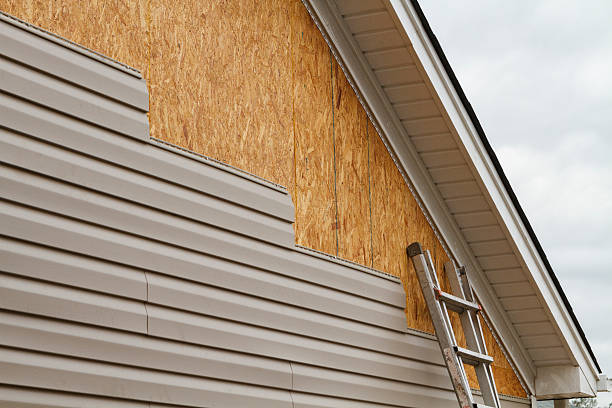 24/7 Emergency Vinyl Siding experts in Farmersville, OH